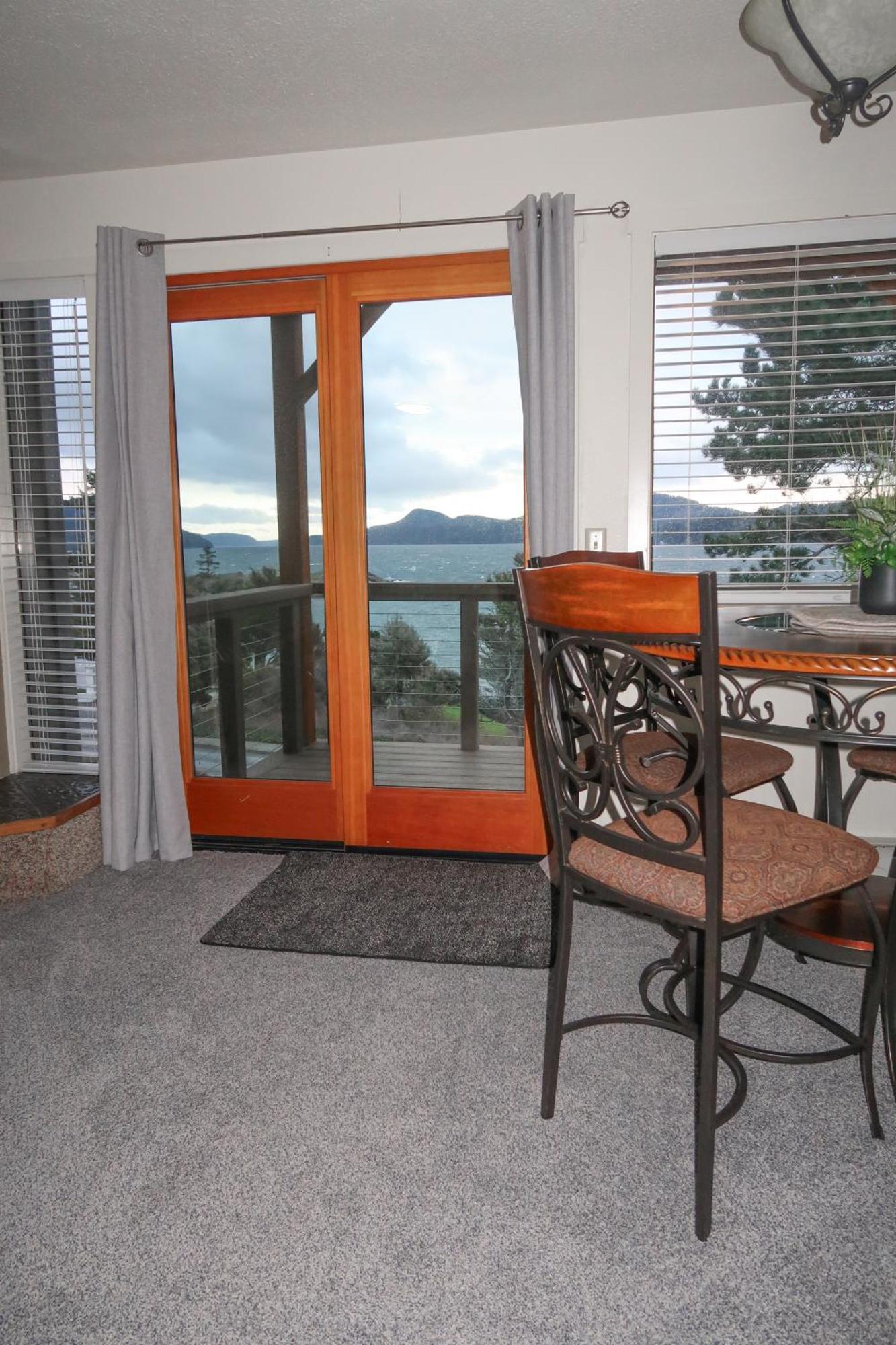 The Landmark Inn On Orcas Island Eastsound Экстерьер фото